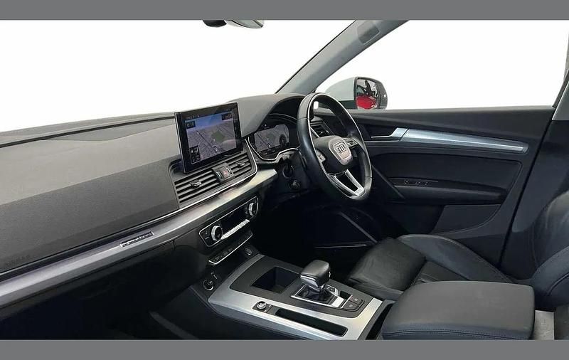 Used Audi Q5 Sportback Sport 200 HP (147 kW) 2022 White SUV