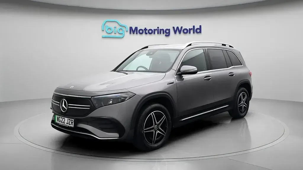 Usado Mercedes EQB300 AMG line 167 kW (228 HP) 2022 SUV