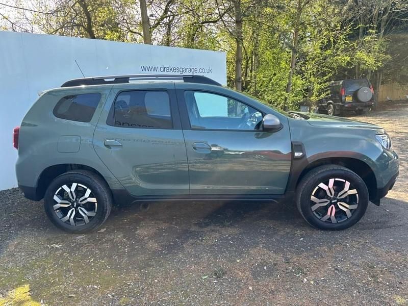 Used Dacia Duster Journey 130 HP (95 kW) 2024 Green SUV
