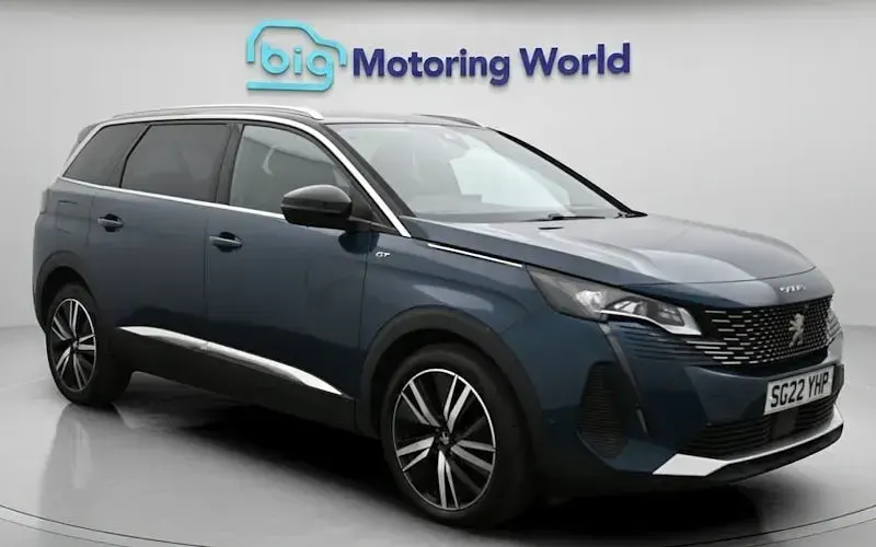 Used Peugeot 5008 Premium 131 HP (96 kW) 2022 SUV