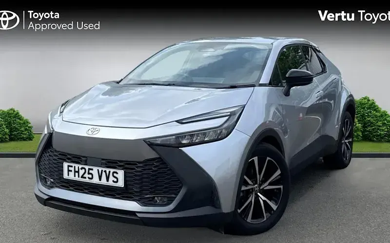 Used Toyota C-HR Design 140 HP (102 kW) 2026 SUV