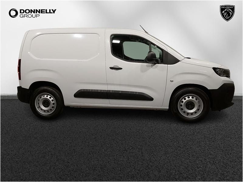 Used Peugeot E-Partner 98 kW (134 HP) 2024 White MPV