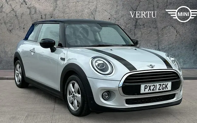 Usado Mini Cooper Classic 136 HP (100 kW) 2021 Citadino