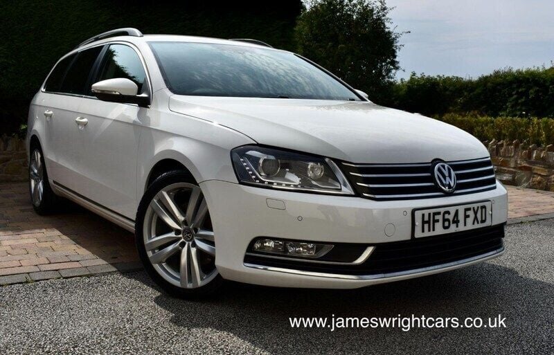 White Used 2015 VW Passat Executive Estate | £6,500 (Good price) - Image 1/4