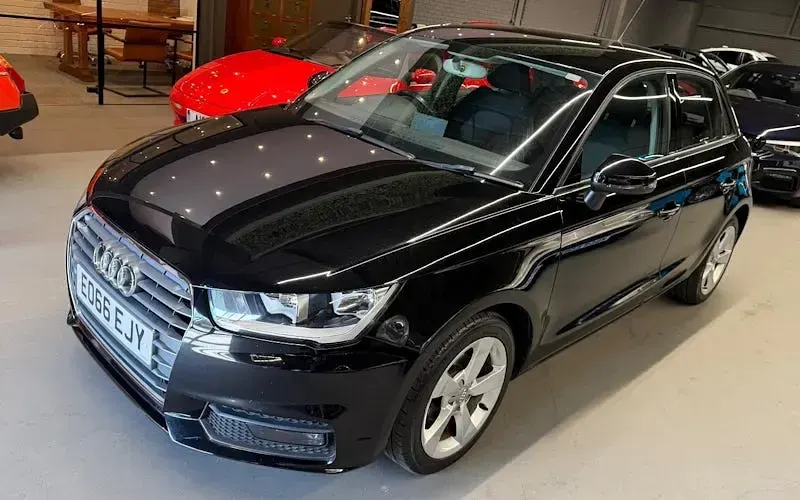 Used Audi A1 Sportback Sport 95 HP (69 kW) 2016 Hatchback