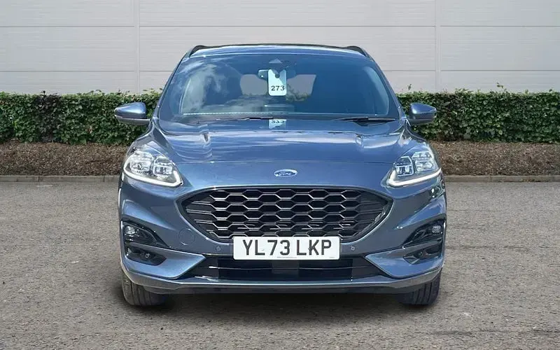 Second-hand Ford Kuga ST-Line 190 CP (139 kW) 2023 Albastru SUV