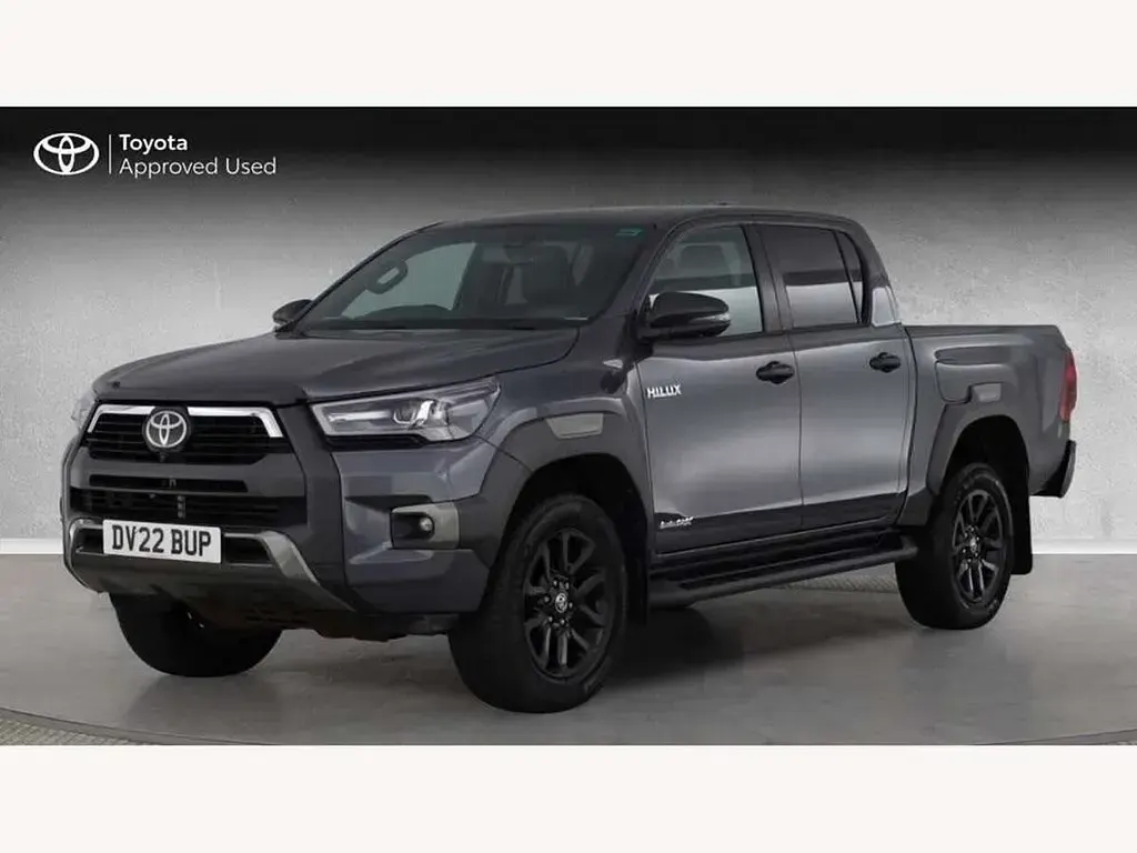 Używany Toyota HiLux 201 KM (147 kW) 2022 Szary Pickup