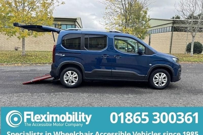 Used Peugeot Rifter Allure 2019 Blue MPV
