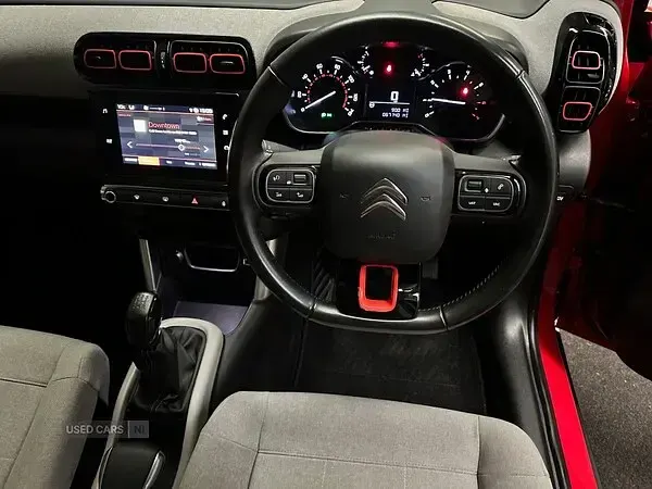 Used Citroën C3 Aircross Feel 82 HP (60 kW) 2019 Red SUV