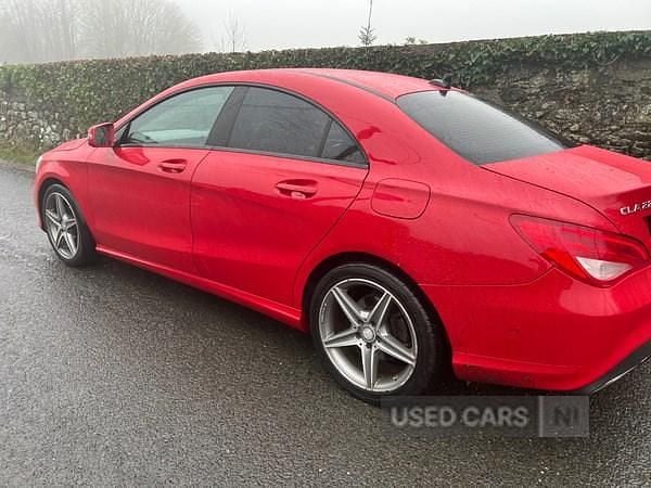Used Mercedes CLA220 177 HP (130 kW) 2018 Red Sedan