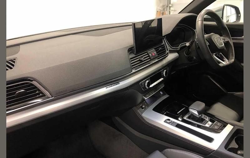 Used Audi SQ5 Comfort 336 HP (247 kW) 2023 Grey SUV