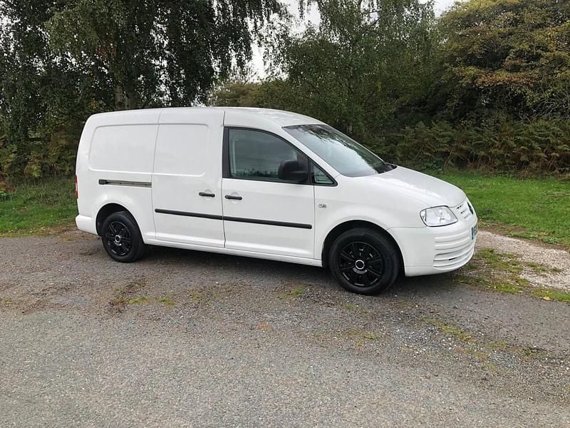 White Used 2009 VW Caddy Maxi MPV | £1,990 (Super price) - Image 1/4