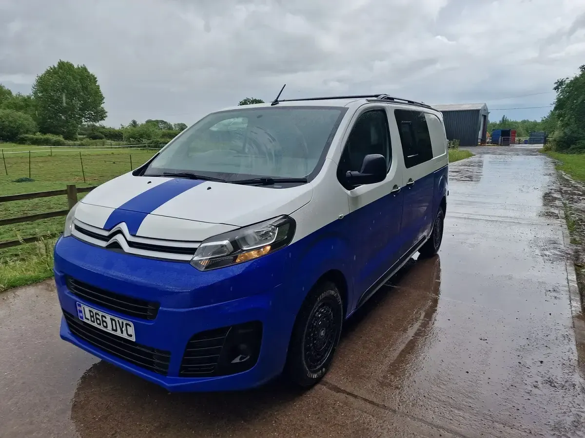 Used Citroën Dispatch 121 HP (88 kW) 2016 White MPV