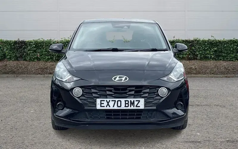 Used Hyundai i10 SE 67 HP (49 kW) 2023 Hatchback