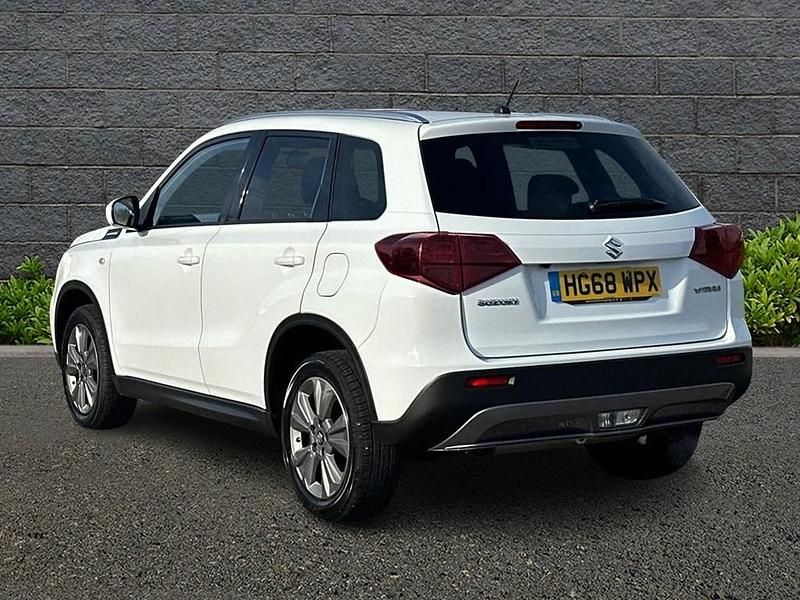 Used Suzuki Vitara SZ-T 112 HP (82 kW) 2019 White SUV