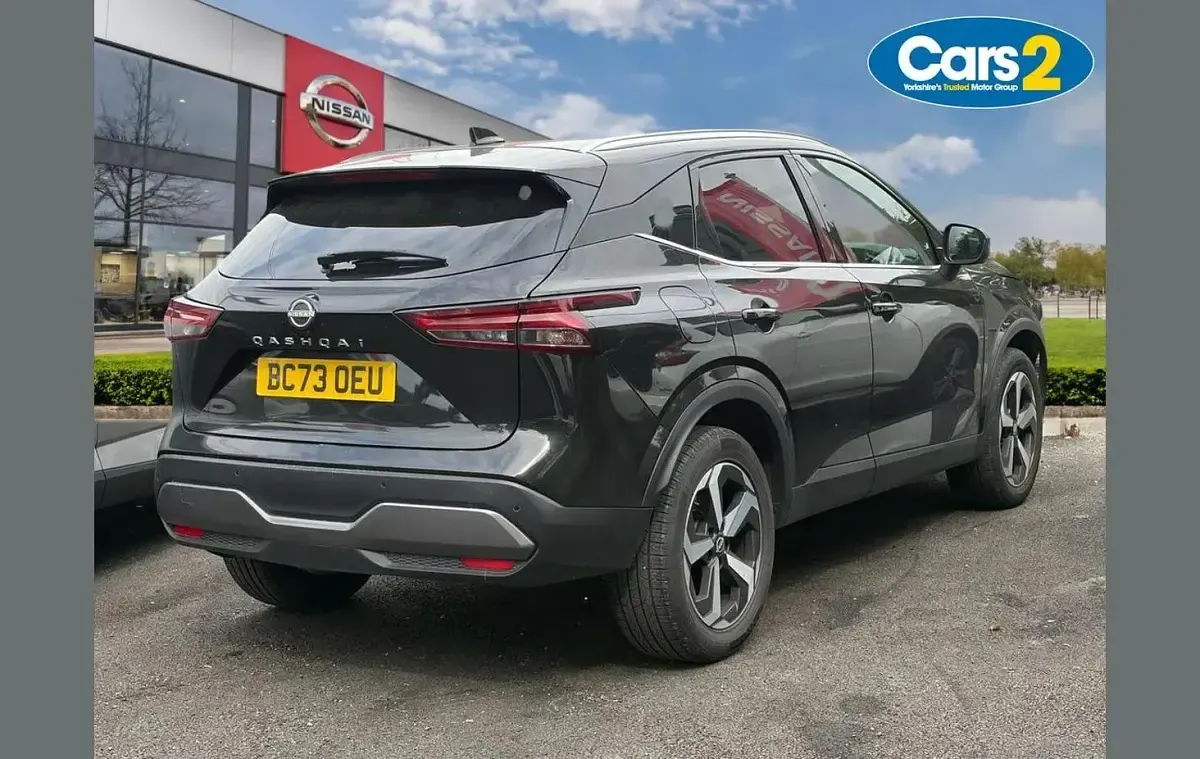 Used Nissan Qashqai N-Connecta 138 HP (101 kW) 2024 Black SUV