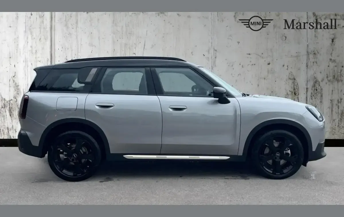 Used Mini Countryman Exclusive 168 HP (123 kW) 2025 Silver SUV