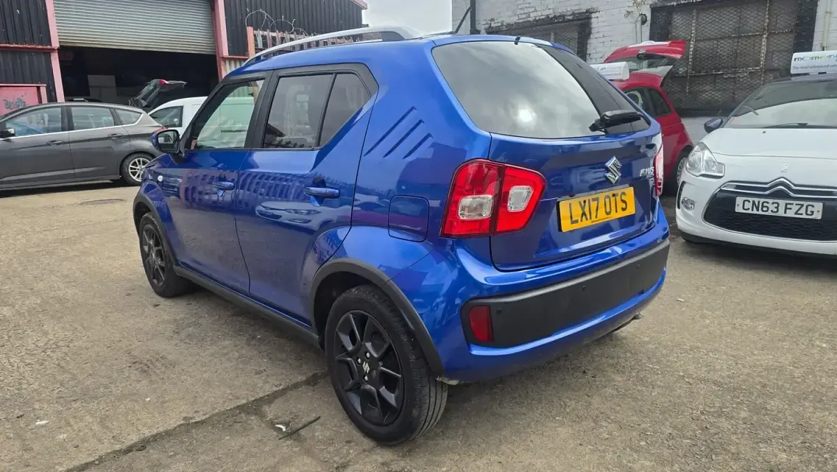 Used Suzuki Ignis SZ-T 90 HP (66 kW) 2017 Blue SUV