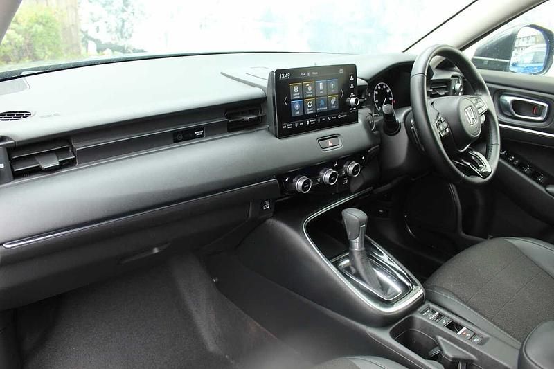 Used Honda HR-V Advance 131 HP (96 kW) 2023 Meteroid grey SUV