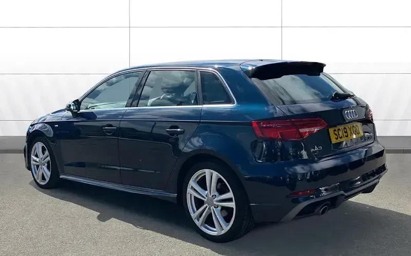 Used Audi A3 Sportback S-Line 116 HP (85 kW) 2019 Blue Hatchback