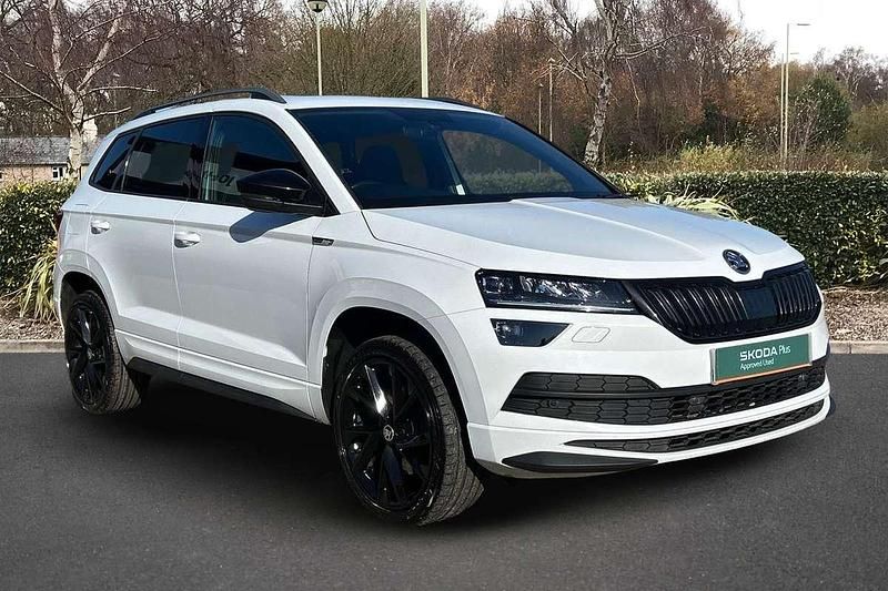 White Used 2019 Skoda Karoq SportLine SUV | £16,700 (A bit pricey) - Image 1/4
