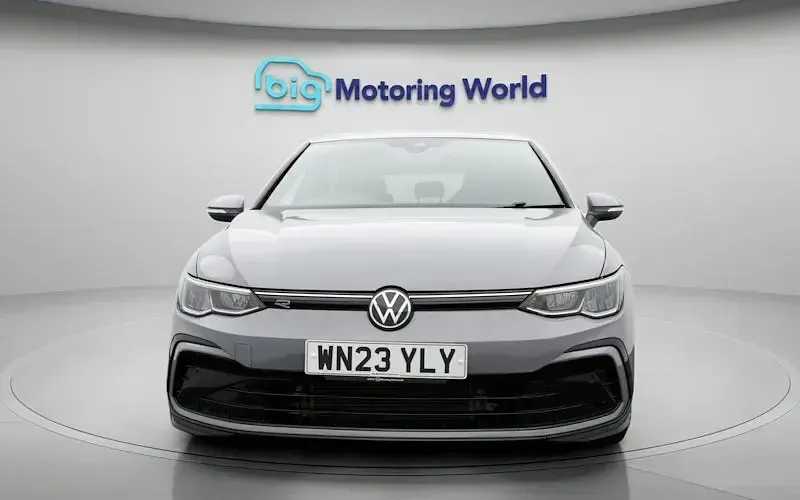 Used VW Golf VIII R-line 150 HP (110 kW) 2023 Grey Hatchback