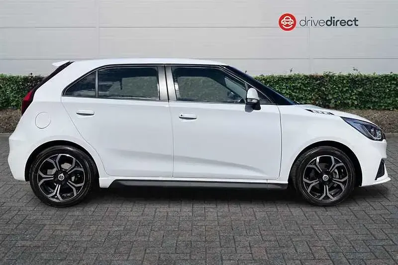 Used MG MG3 Excite 106 HP (77 kW) 2022 White Hatchback