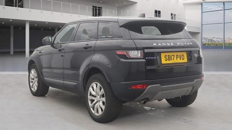 Used Land Rover Range Rover evoque SE 240 HP (176 kW) 2017 Black SUV