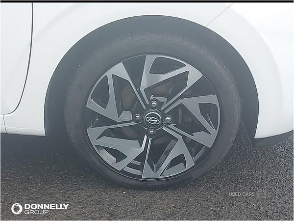 Used Hyundai i10 N Line 100 HP (73 kW) 2021 White Hatchback