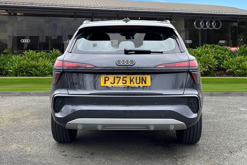 Used Audi Q3 Sport 150 HP (110 kW) 2026 Grey SUV