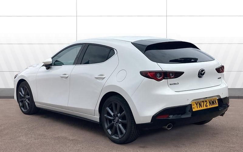 Begagnad Mazda 3 Inclusive 122 HK (89 kW) 2022 Vit Halvkombi