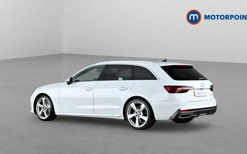 Used Audi A4 S-Line 204 HP (150 kW) 2024 White Sedan