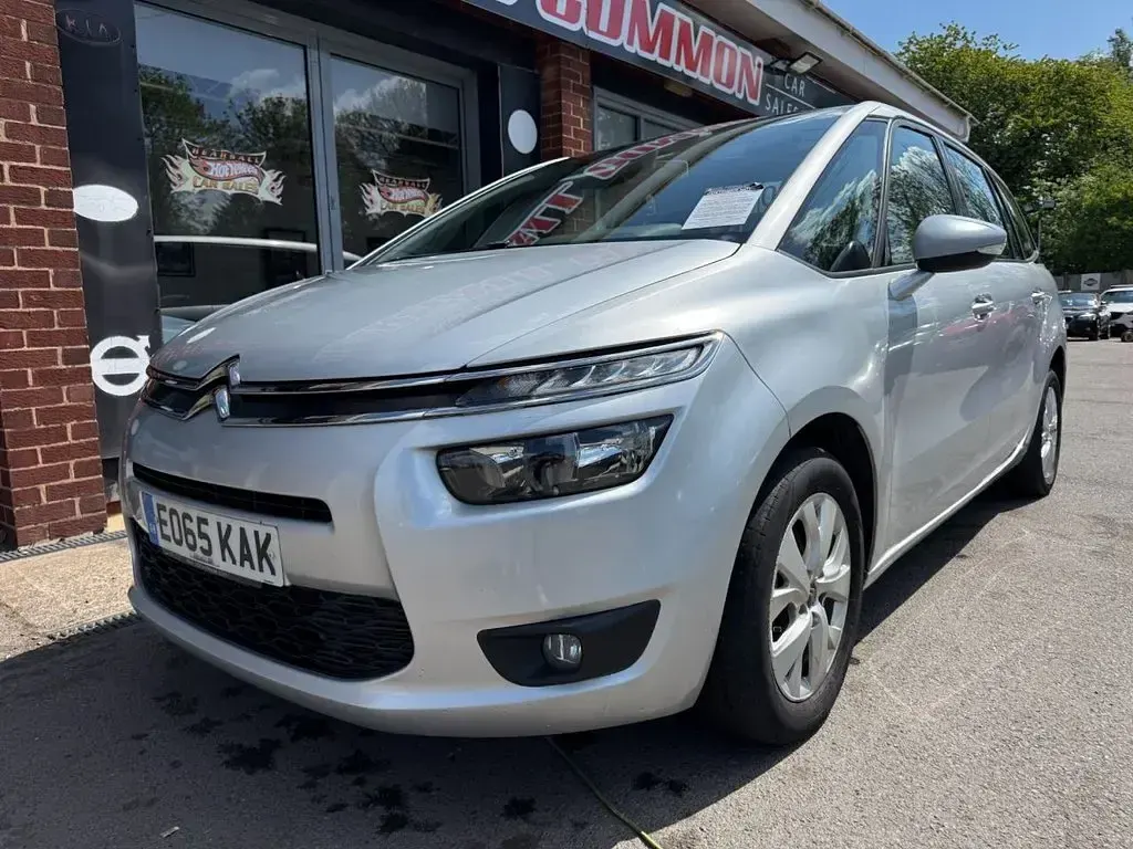 Used Citroën Grand C4 Picasso VTR Sport 120 HP (88 kW) 2015 Silver MPV