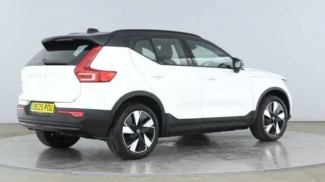 New Volvo EX40 Plus 182 kW (248 HP) 2026 SUV
