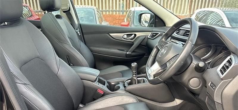 Used Nissan Qashqai Tekna 2019 Black pearl SUV