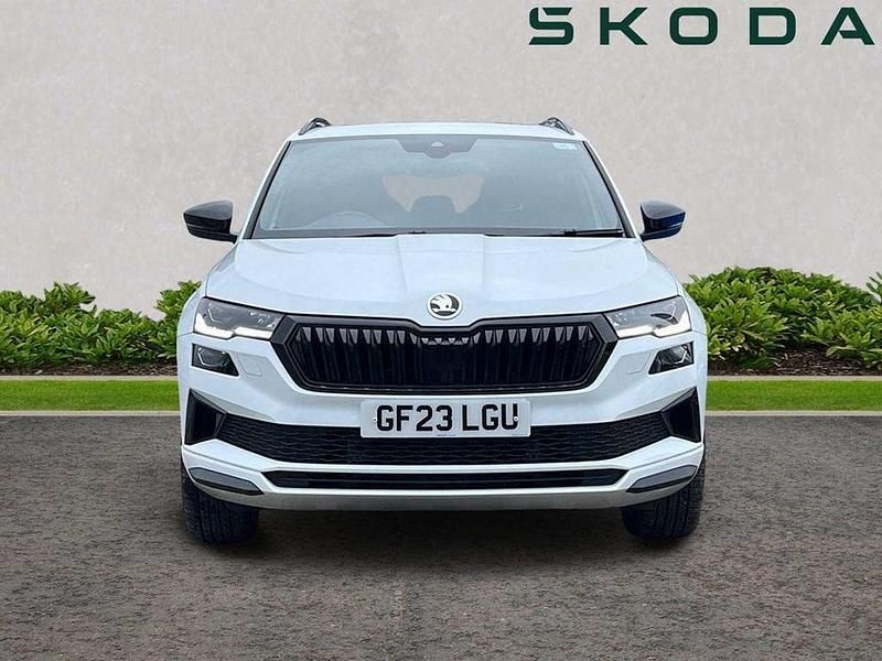 Used Skoda Karoq SportLine 150 HP (110 kW) 2023 Moon white metallic SUV