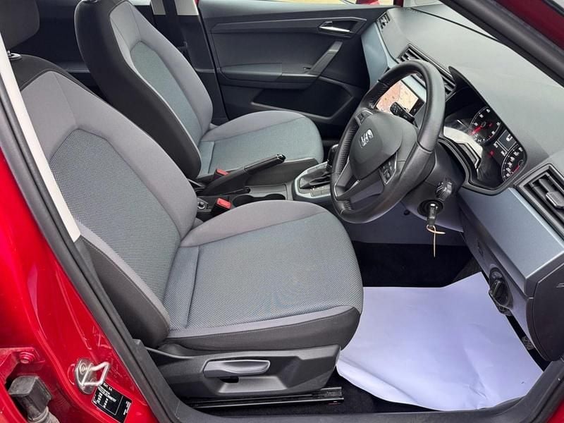 Used Seat Arona SE Technology 115 HP (84 kW) 2019 Red SUV