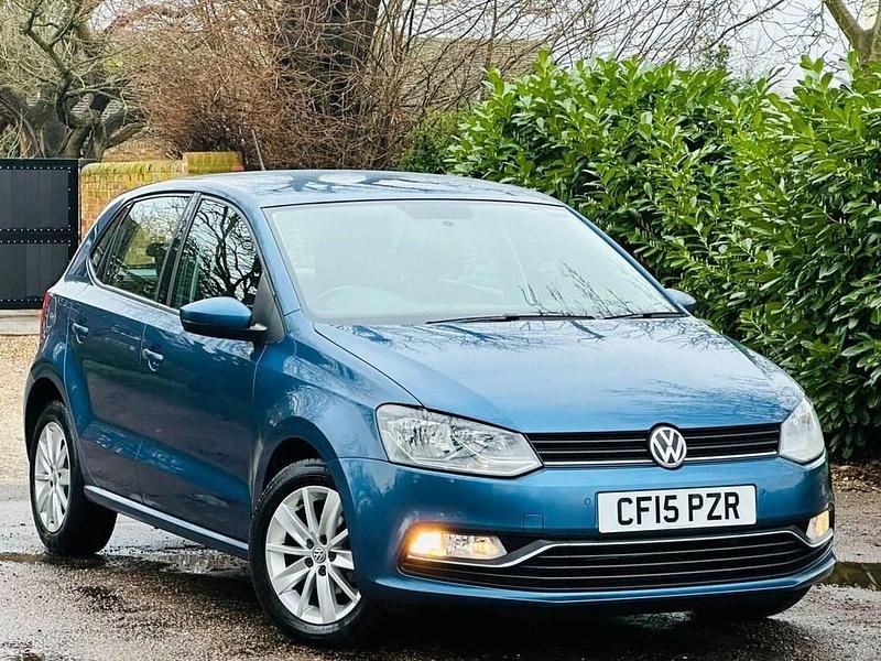 Used VW Polo SE 90 HP (66 kW) 2015 Blue Hatchback
