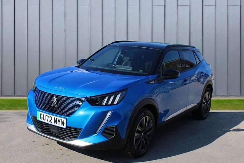 Used Peugeot e-2008 Premium 98 kW (134 HP) 2023 Blue SUV