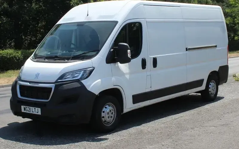 Used Peugeot Boxer S 140 HP (102 kW) 2021 Van