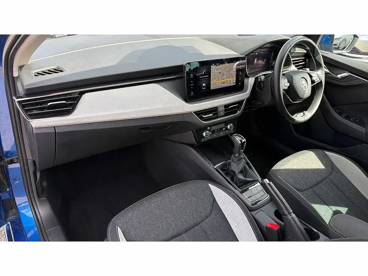 Used Skoda Scala SE L 110 HP (80 kW) 2024 Race blue metallic Hatchback