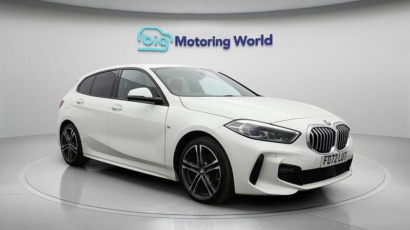 Used BMW 118 M Sport 136 HP (100 kW) 2023 White Hatchback