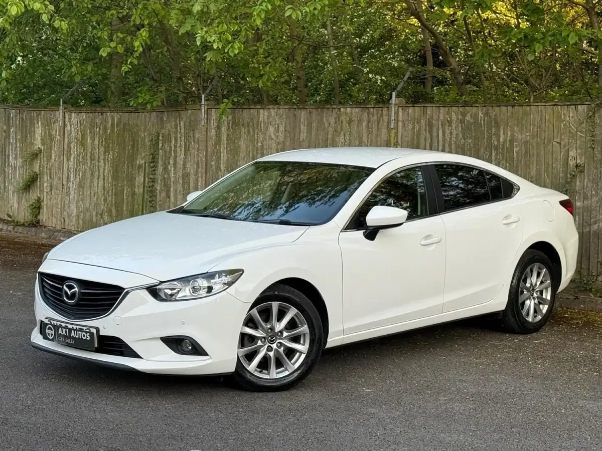 Begagnad Mazda 6 2016 Vit Sedan