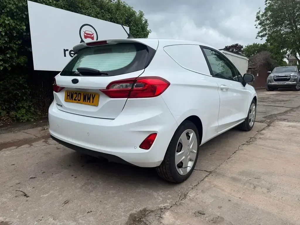 Used Ford Fiesta 2020 White Hatchback