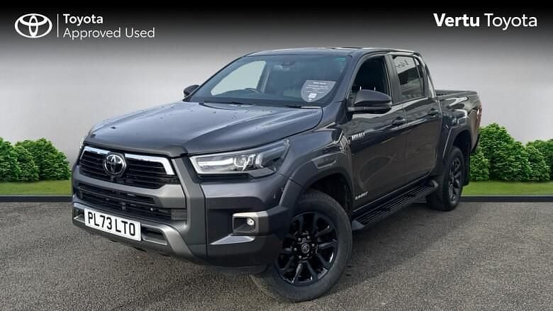 Used Toyota HiLux 204 HP (150 kW) 2023 Pickup