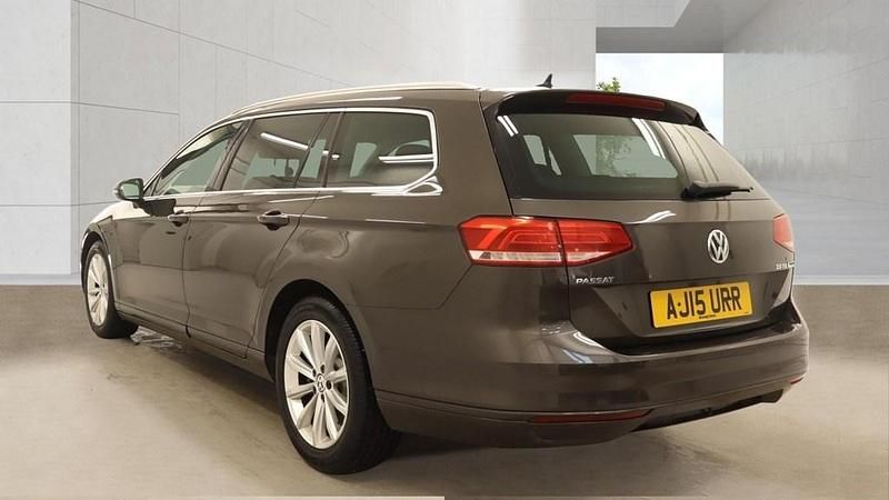 Used VW Passat Business 150 HP (110 kW) 2015 Harvest brown Estate