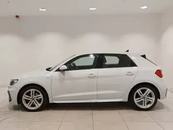 Begagnad Audi A1 S-Line 110 HK (80 kW) 2023 Vit SUV