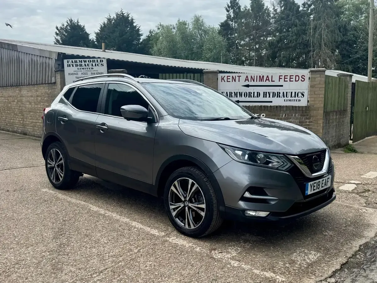 Used Nissan Qashqai N-Connecta 2018 Grey SUV