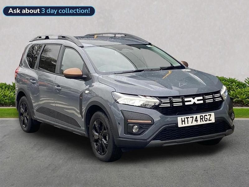 Grey Used 2025 Dacia Jogger Extreme MPV | £21,799 (Fair price) - Image 1/4