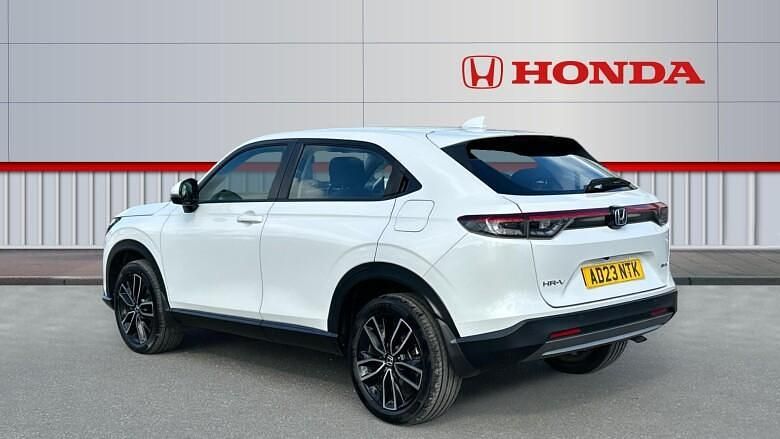 Used Honda HR-V Elegance 131 HP (96 kW) 2023 White SUV